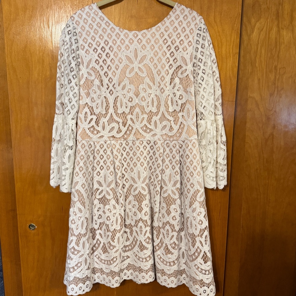 Eliza J Dress Sz 12 Lace A-Line Bell Sleeve Mini Ivory Wedding Bridal Cocktail